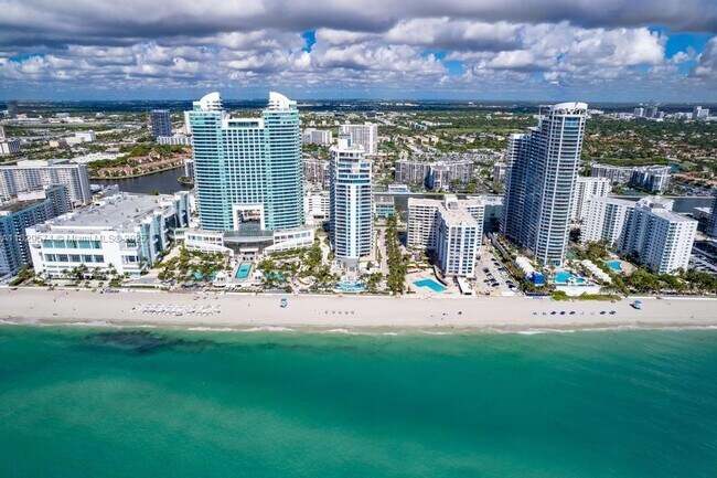 Building Photo - 3535 S Ocean Dr