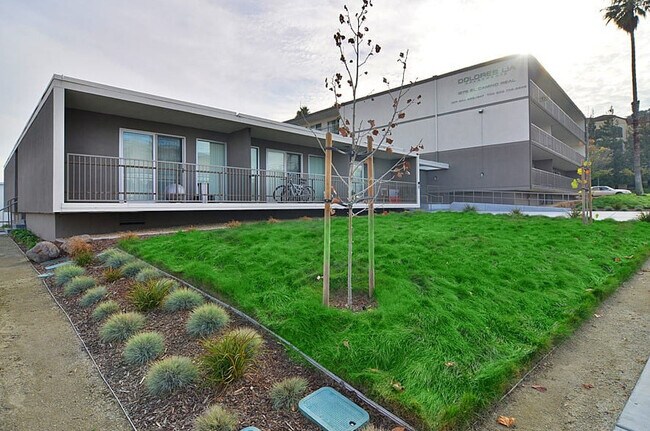 Building Photo - Dolores Lia Apartments