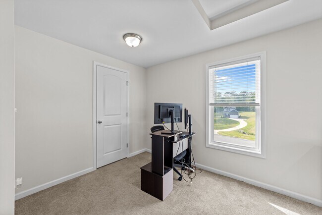 Building Photo - 220 Brisbane Dr