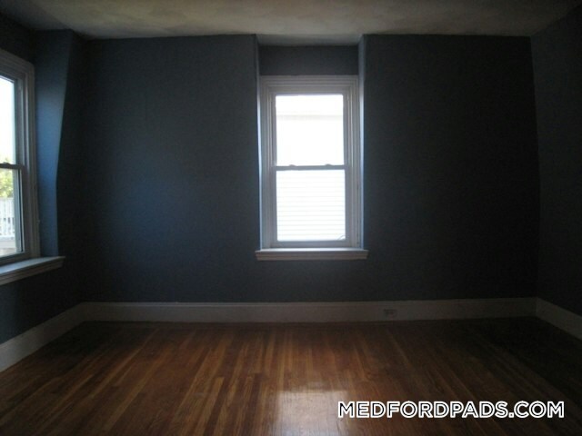 Building Photo - 157 Winthrop St