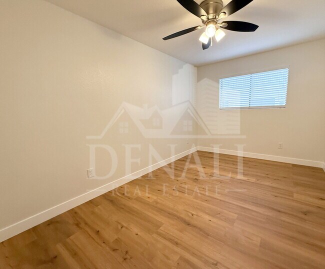 Building Photo - 18202 N Cave Creek Rd