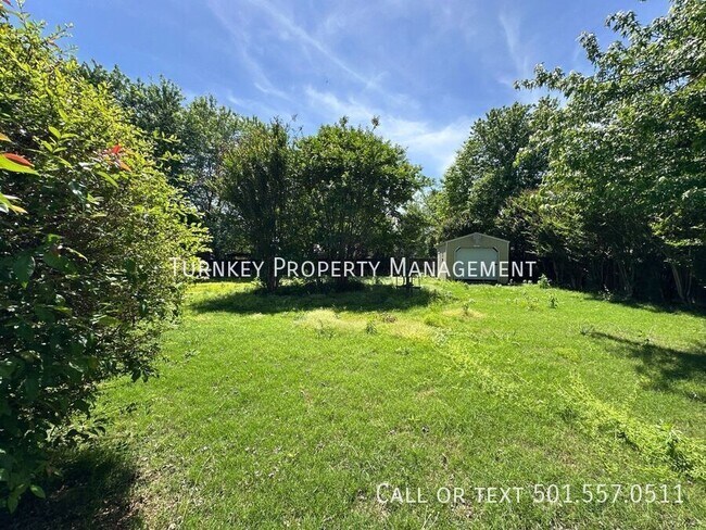 Building Photo - 18 Kimberly Pl