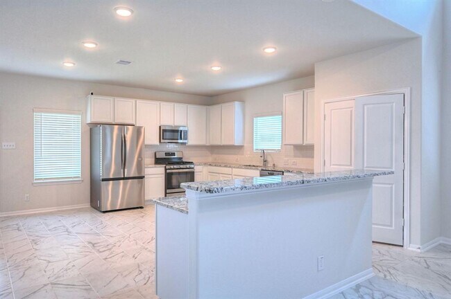 Building Photo - 22234 Delphin Grv Dr