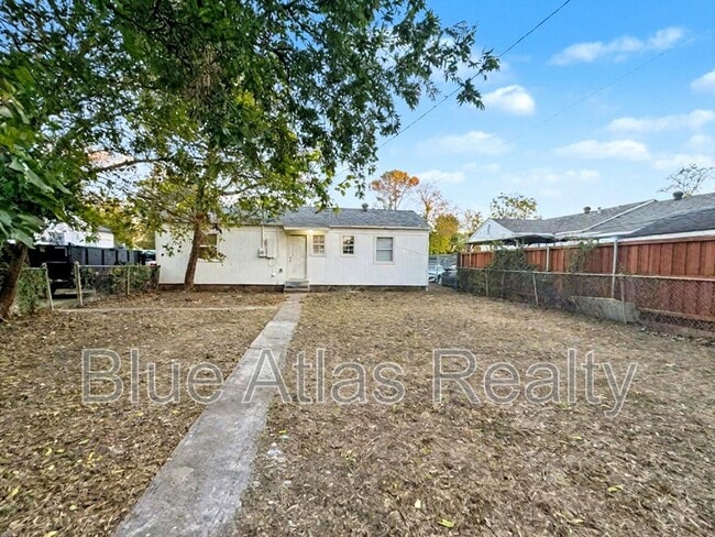 Building Photo - 2015 Glenfield Ave