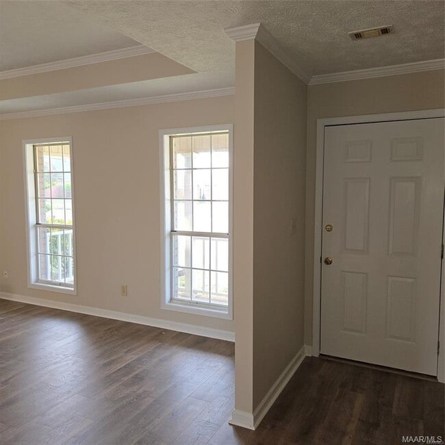 Building Photo - 110 Dellwood Ct