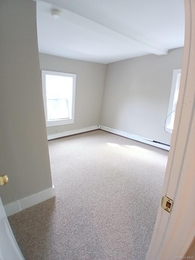 Building Photo - 28 Alden Pl