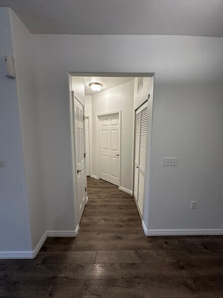 Building Photo - 2672 S Cathay Way
