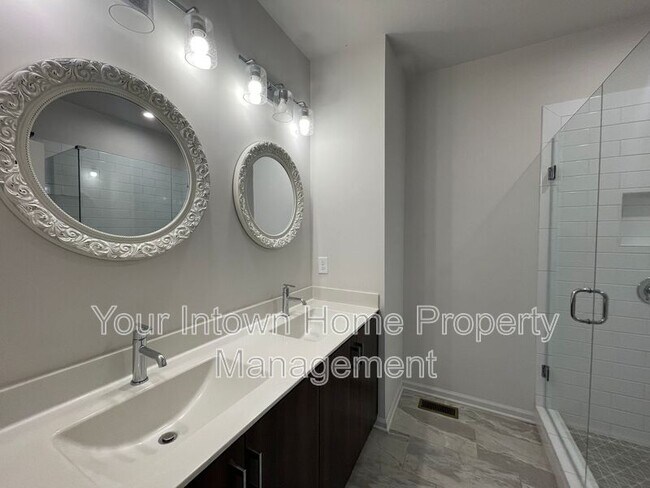Building Photo - 717 Perch Pl