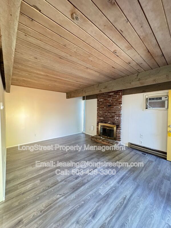 Building Photo - 831 NW 26th St