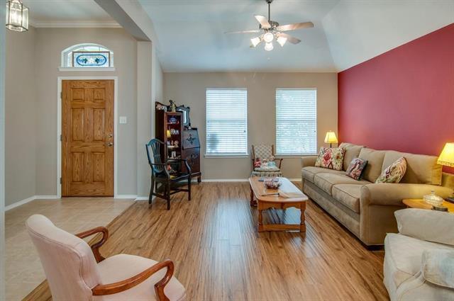 Building Photo - 13049 Fencerow Rd