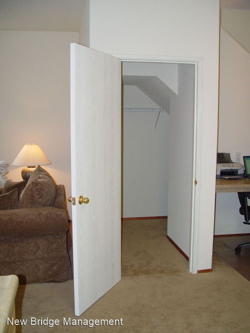 Building Photo - 3600-3667 Nicole Ct