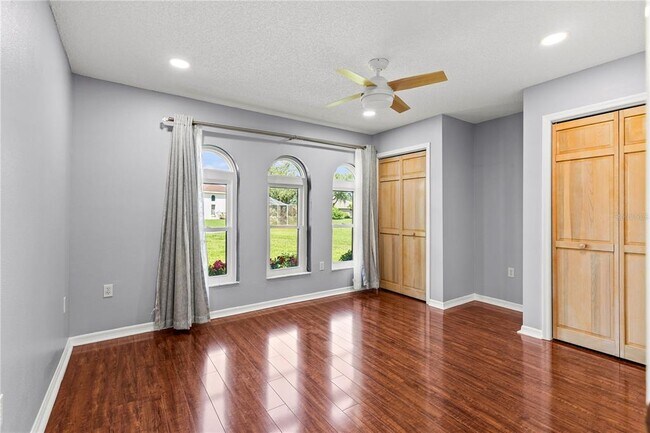 Building Photo - 9447 Ashley Dr