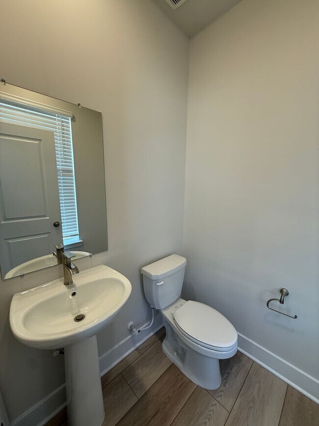 Building Photo - Modern Townhome with Golf Course Views & 2-Car Garage- Cambridge, MD