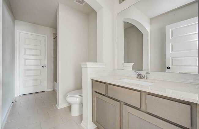 Building Photo - 15108 Botanical Garden Dr