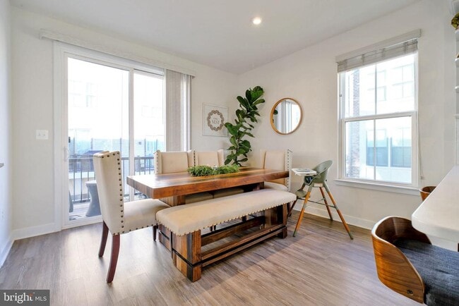 Building Photo - 2816 Arts Vista Blvd