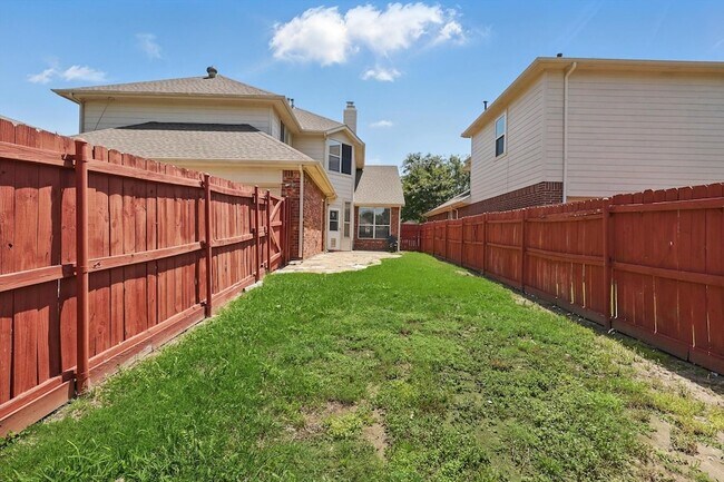 Building Photo - 3412 Pueblo Dr