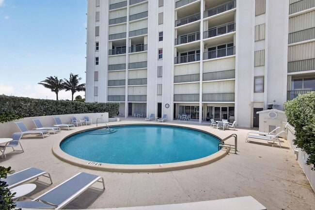 Building Photo - 5400 N Ocean Dr
