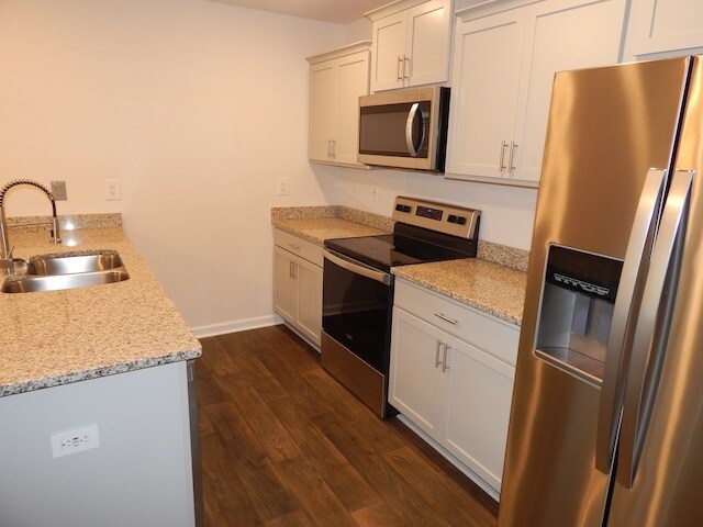 Building Photo - 207 Oakmont Valley Trl