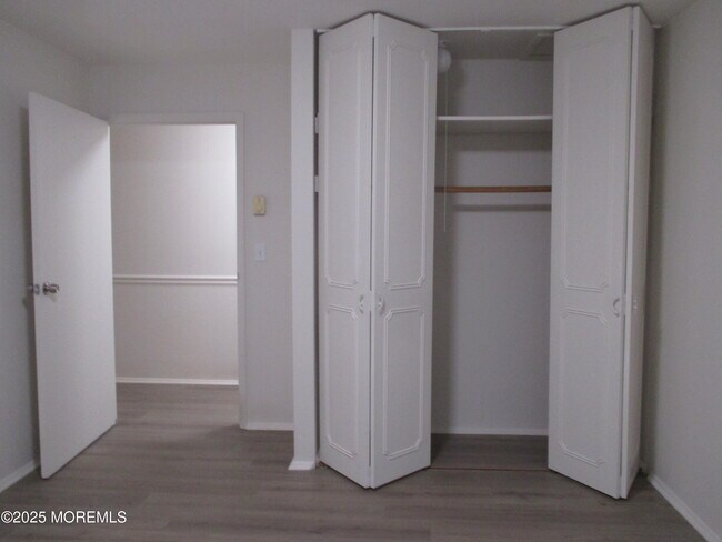 Building Photo - 52D Cambridge Ct