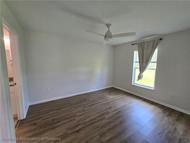 Building Photo - 6942 San Benito Dr