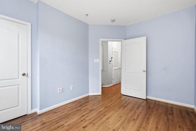 Building Photo - 11598 Cavalier Landing Ct