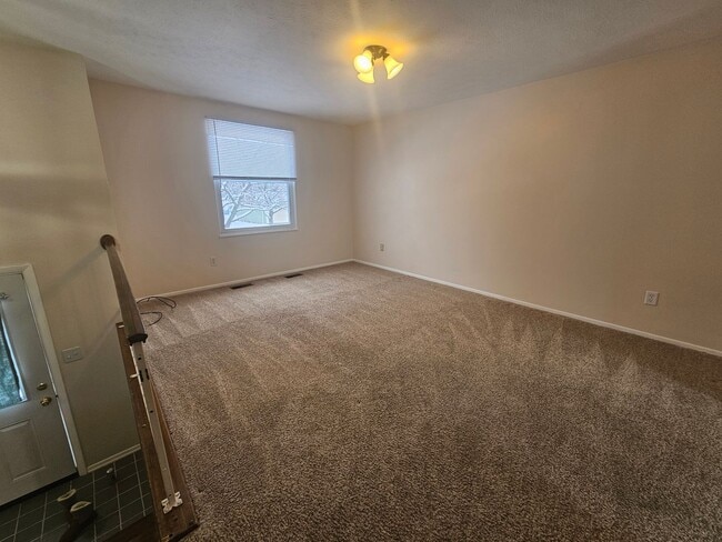 Building Photo - 5458 Celeste View Dr