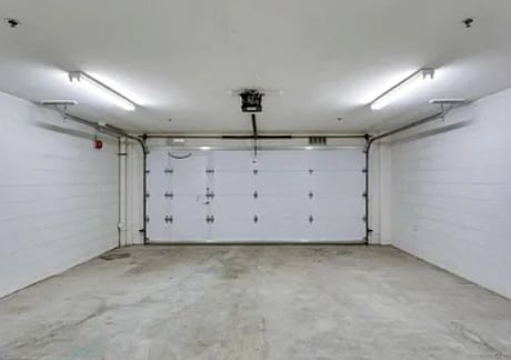 Building Photo - 2237 Fairfax Dr