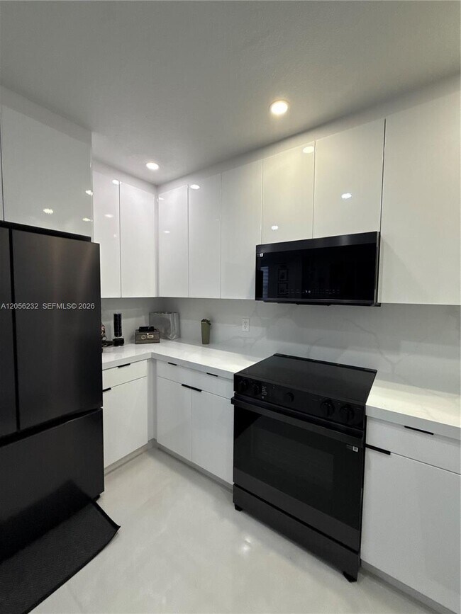 Building Photo - 8037 W 36th Ave