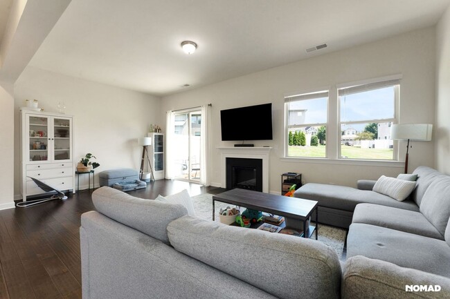 Building Photo - 5620 Garrow Glen Rd