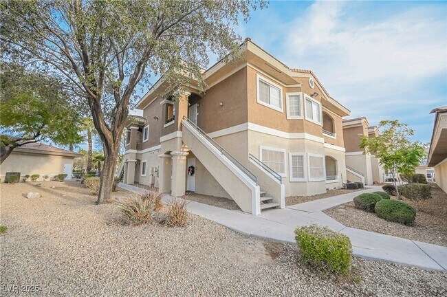 Building Photo - 833 Aspen Peak Loop