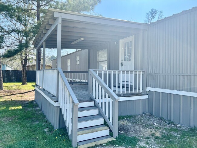 Building Photo - 20517 N Navasota St