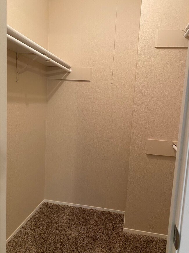 Building Photo - 12123 Stevens Ct