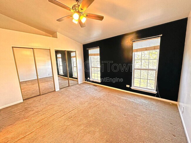 Building Photo - 1172 Regency Dr