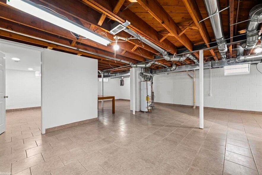 Building Photo - 46730 Romeo Plank Rd