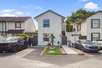 Building Photo - 10310 NW 5th Terrace