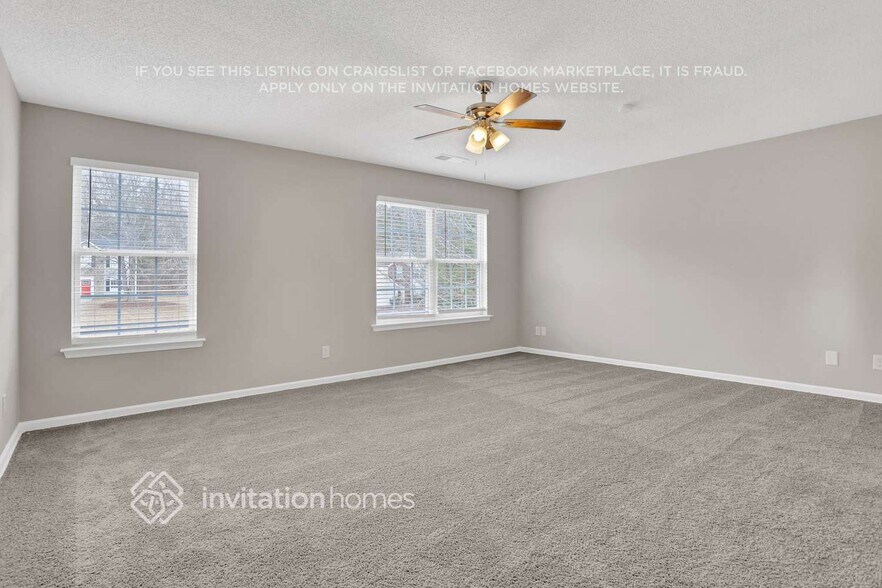 Building Photo - 562 Grandview Cir