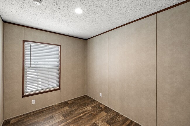 Building Photo - 3207 Wakefield Ln