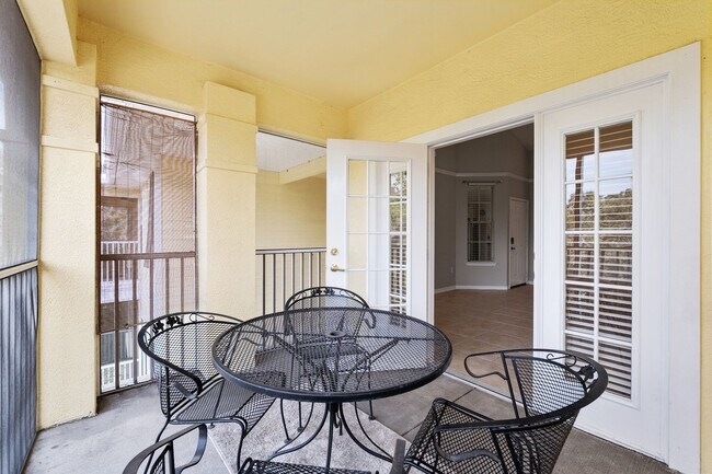 Building Photo - Charleston Place #2291