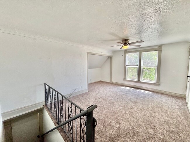 Building Photo - 1403 E Third St.-Attic