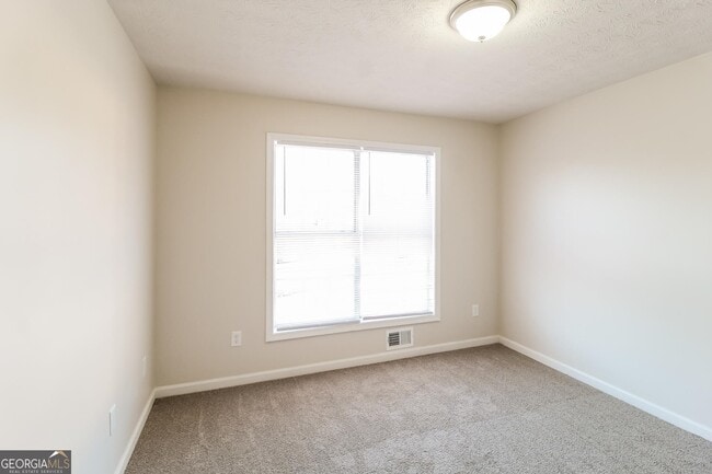 Building Photo - 830 Josh Ln