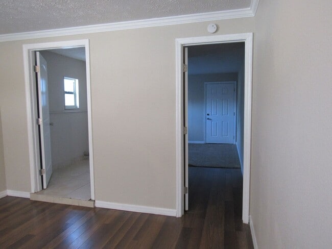 Building Photo - $1495 PER MONTH FOR THIS 3 BEDROOM 1 BATH HOME - NEW PORT RICHEY FL