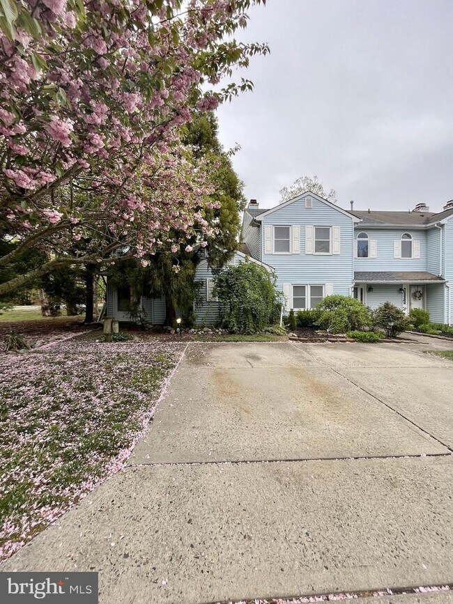 Building Photo - 1 Ketch Ct