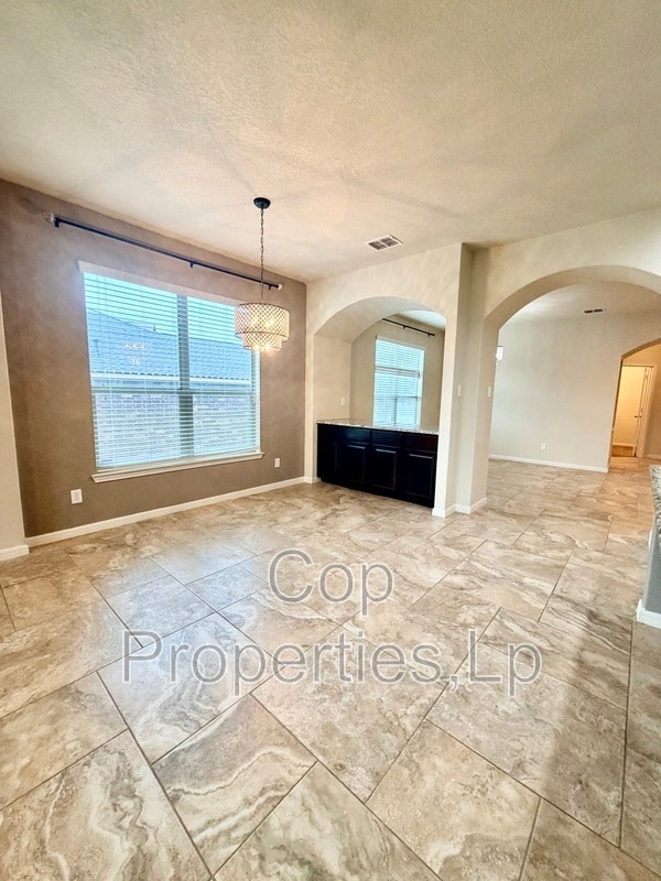 Building Photo - 8919 Olmstead Park