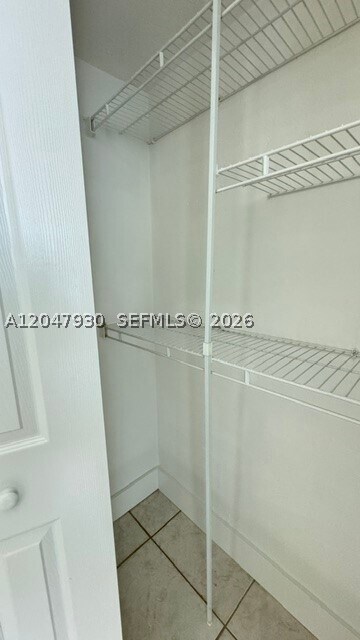 Building Photo - 1501 NE 191st St