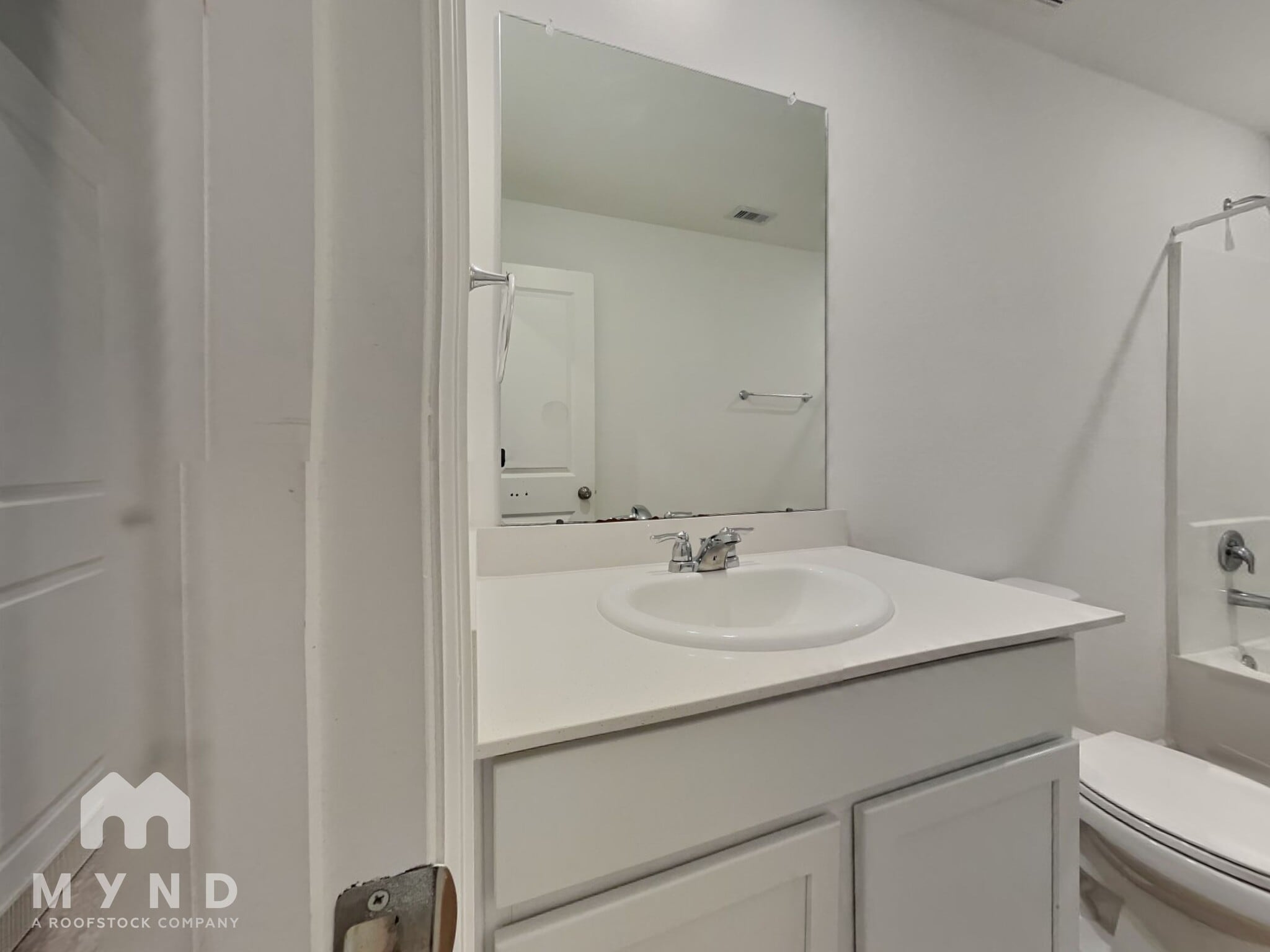 Building Photo - 2842 Via Augusta Dr