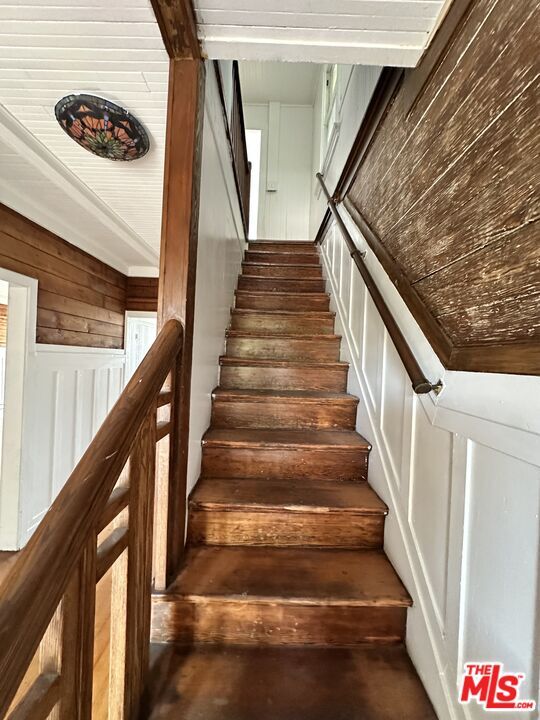 Building Photo - 49 Dudley Ave