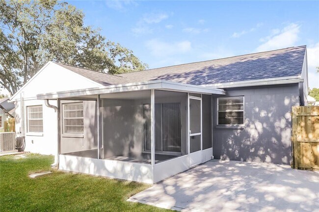 Building Photo - 9059 Dixiana Villa Cir