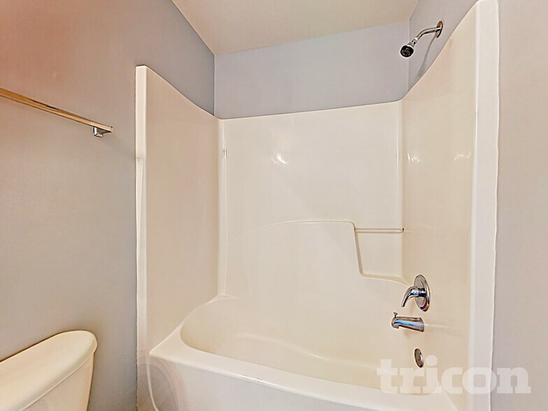 Building Photo - 4196 Defoors Farm Dr