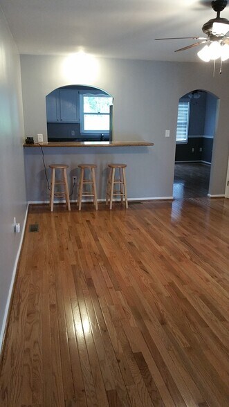 Building Photo - 138 Trotters Lea Ln