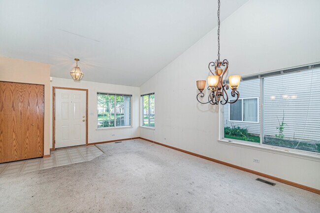 Building Photo - 100 W Aldridge Ln